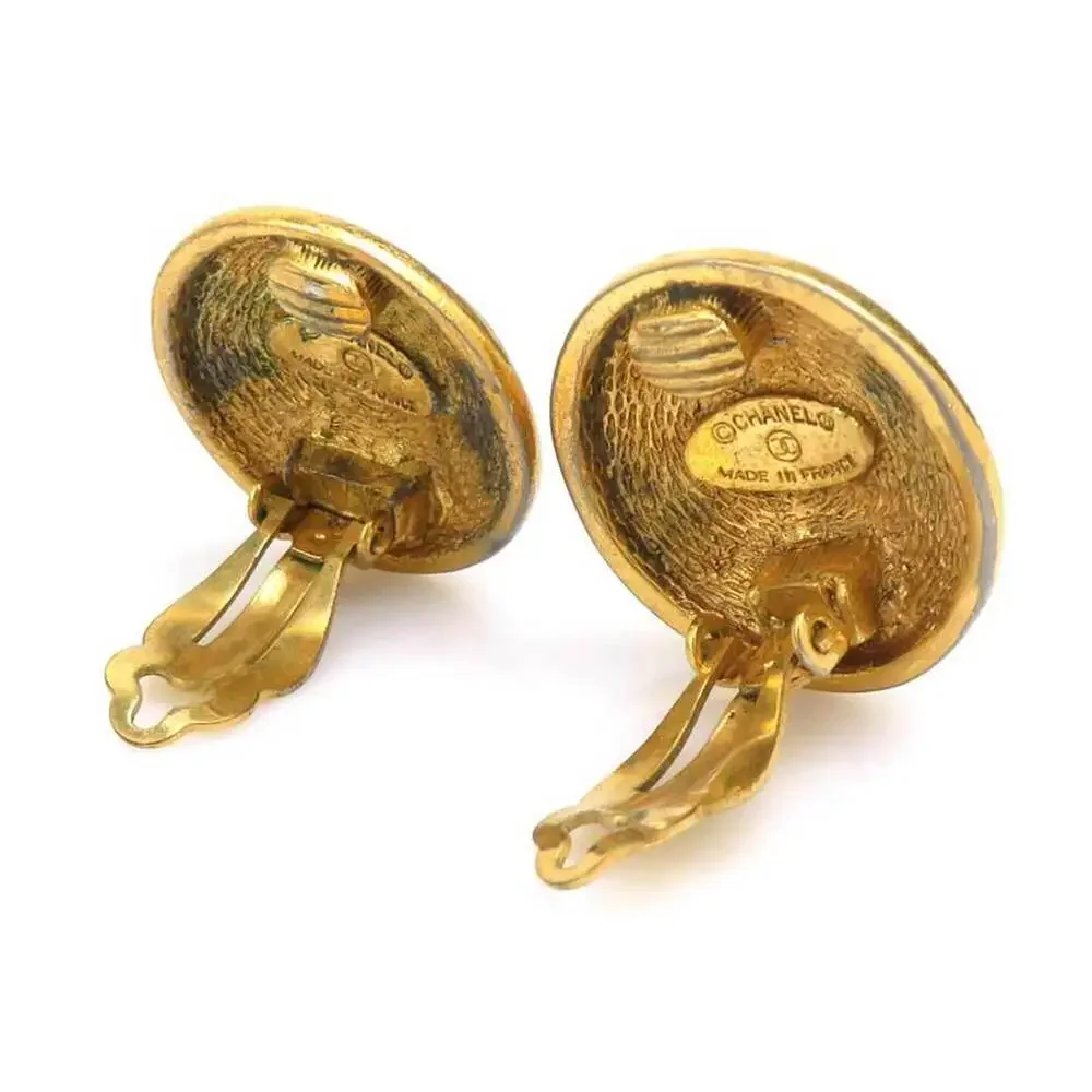 Chanel Earrings Gold-Tone Metal #256757C58B